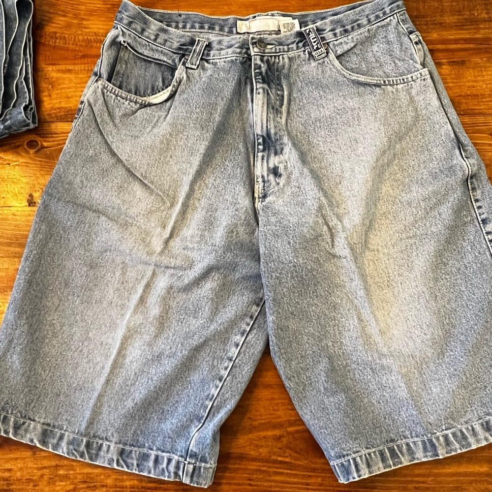 90’s Cruse Wide Leg Skater Shorts - Size 38
